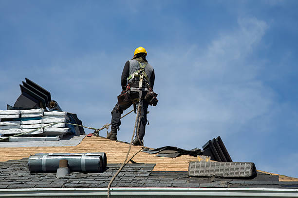 Professional Roofing technician working in Goodview, VA